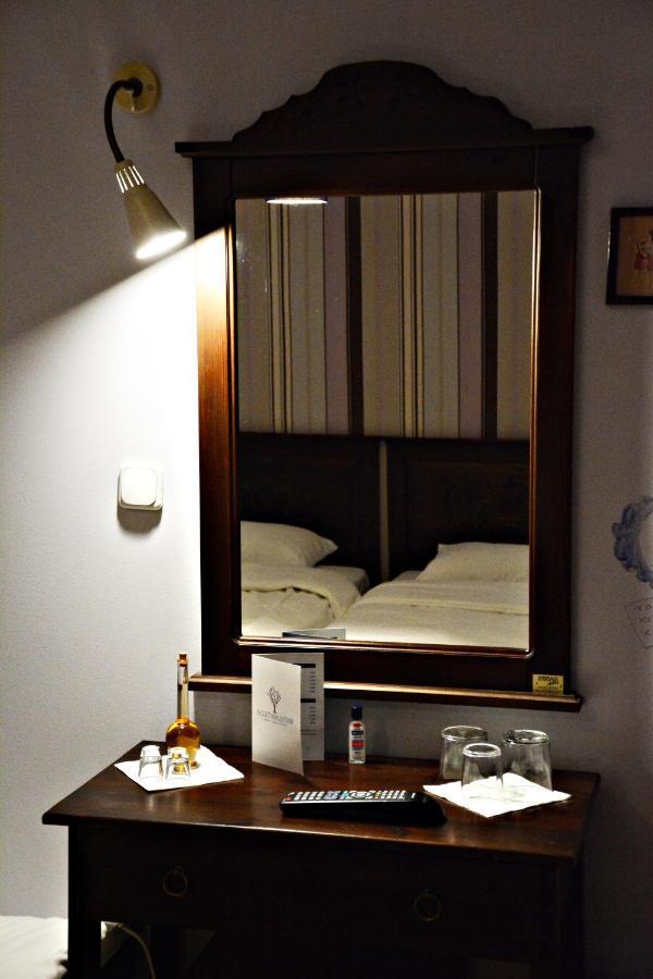 Guesthouse Vissinokipos - Biker Friendly - Motorradhotel Kastoria Exterior foto